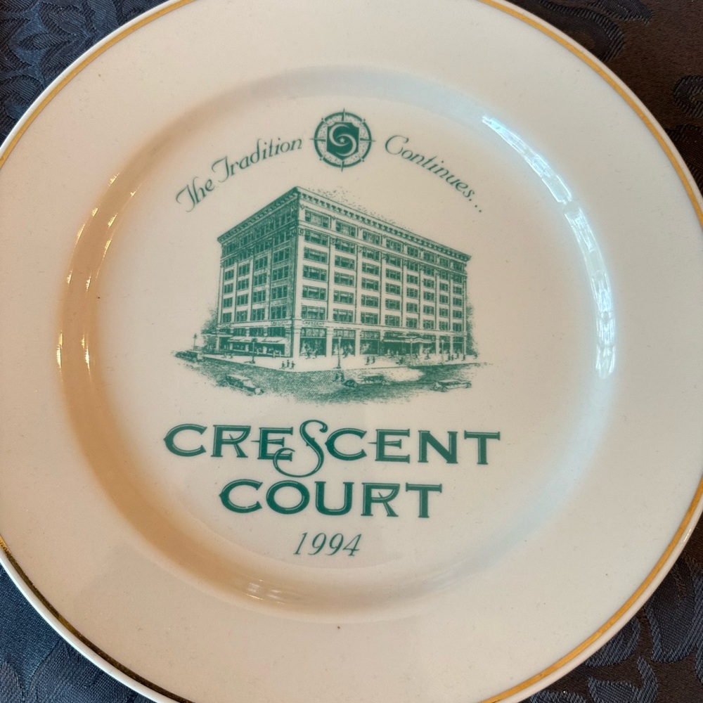 Spokane Crescent Court 1994 invitation china plate